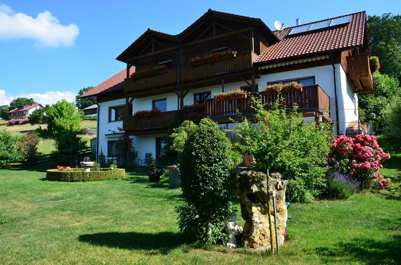 Gaestehaus Koeglmaier Кельхайм Экстерьер фото